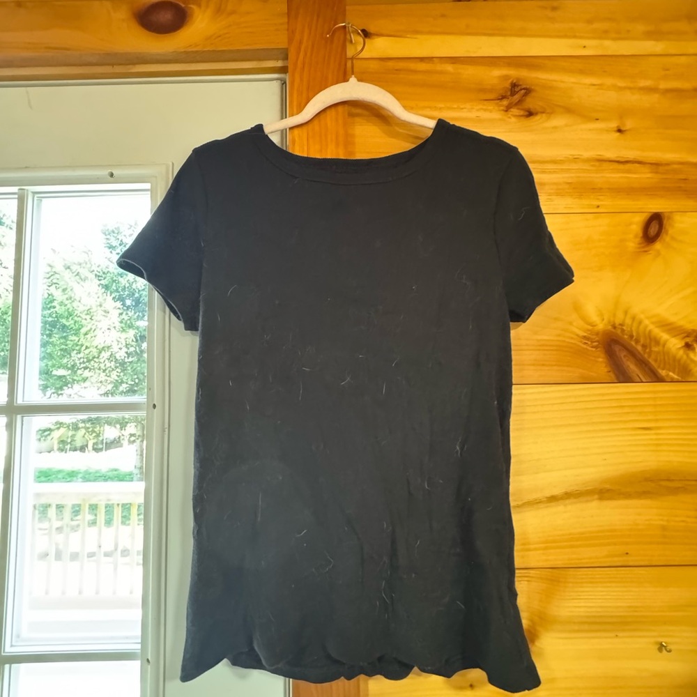 Time and Tru Black Fitted Short Sleeve Tee